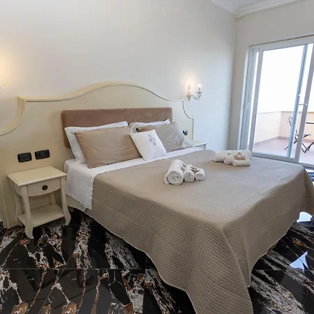 Terrazzo Sul Mare 3*