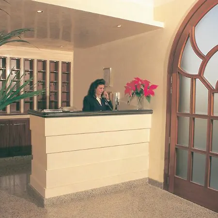 Отель Terrazzo Sul Mare Тропея