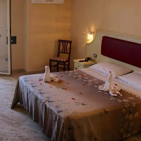 Terrazzo Sul Mare Отель 3*