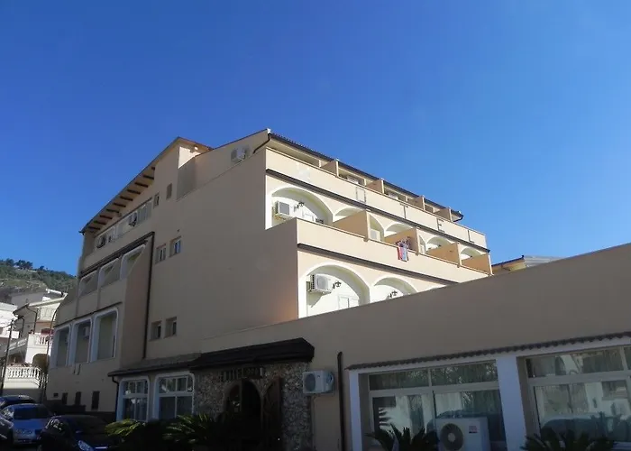 Terrazzo Sul Mare 3*