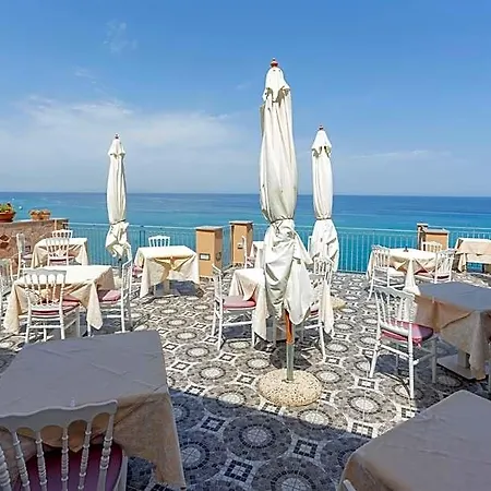 Hotel Terrazzo Sul Mare 3*