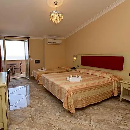 Terrazzo Sul Mare Hotel 3*