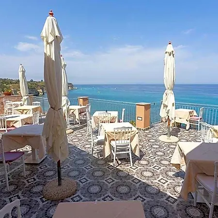 Terrazzo Sul Mare 3* Tropea