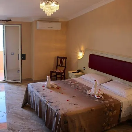 Terrazzo Sul Mare 3*