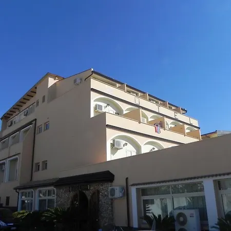 Terrazzo Sul Mare 3*