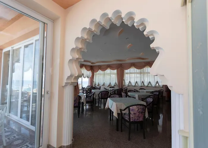 泰拉佐苏马雷酒店