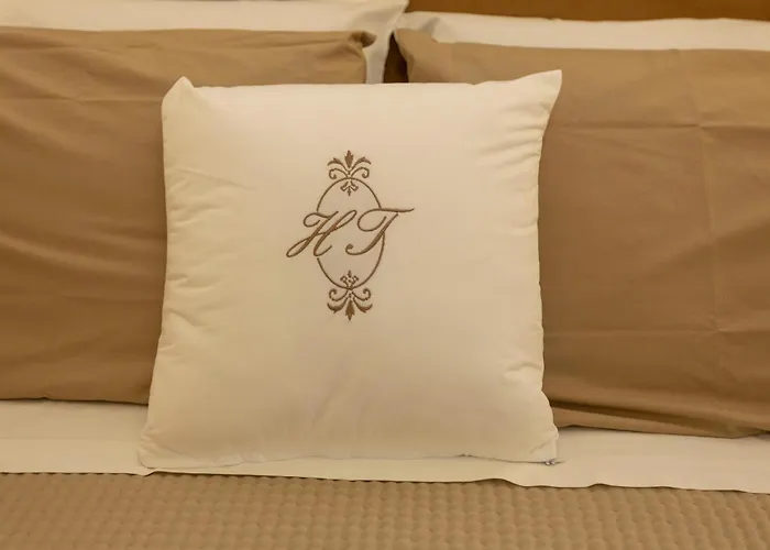 泰拉佐苏马雷酒店 酒店 3*