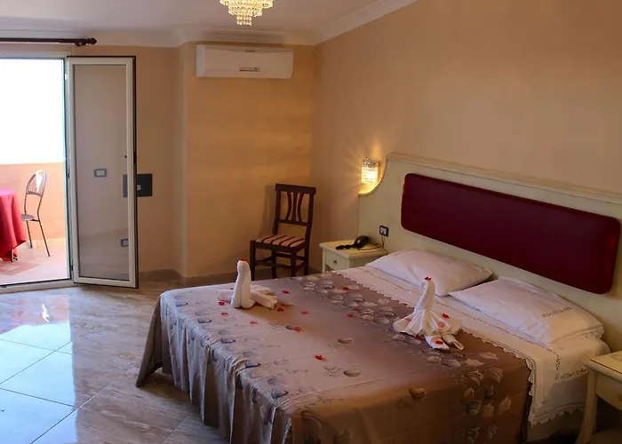 泰拉佐苏马雷酒店